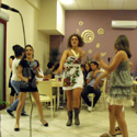 Camilla canta e Linda, Arianna ed Eleonora 'suonano'